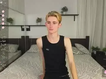 tommy18xxx — GOAL: Get naked [80 tokens remaining] ^^ #pvt  #gay #twink #18 #cum