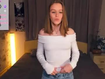 trinahillier — Air kiss special for u #teen #new #shy #skinny #18 [16 tokens remaining]