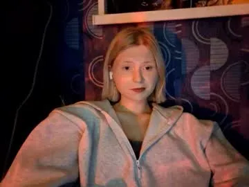 unahilse — take off my sweater  #18 #shy #new #cute #blonde [31 tokens remaining]