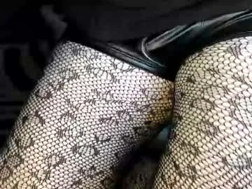 uncutlover1000 — Freechat on Chaturbate