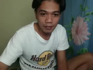 urbigcockken — Make me  Cum #asian #hairy #pinoy #bigcock #cumshow [1000 tokens remaining]