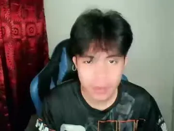 urcuteguy_jackx — Im new here hope someone show some love and appreciate me! #femboy #bigcock #asian #german #smoke [333 tokens remaining]