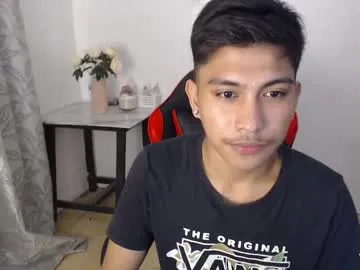 urcuteguy_jhonx — Hi im new here! help me to reach my goal let me surprise you let's cum l #asian #bigcock #feet #muscle #straight [2000 tokens remaining] [2000 tokens remaining]