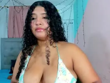 valentina_0_ — GOAL: RIDE TORSO  #bigboobs #18 #latina #lovense #squirt [400 tokens remaining]