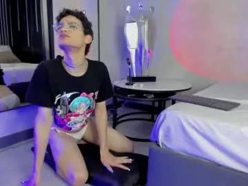 valentinaguerra1 — Welcome to my room! - Goal: Body tour naked [80 tokens left] #new #femboy #anal #young #trans