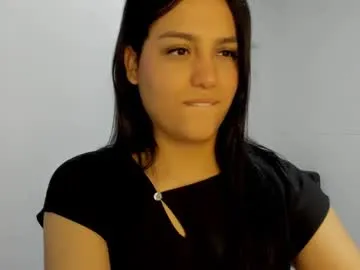valeri_cooper23 — sexy dancing! [18 tokens remaining]