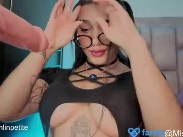 valery_dupont — Current Goal: Spit on tits a lot at 100 tokens -- Next Goal: Deepthroat  -- Make me cum, I want to be sexy for you #young #latina #bigtits #bigass #deepthroat