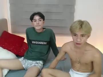 ven_tiu — New couple [2000 tokens remaining] #asian #twink #young #couple #cumshow