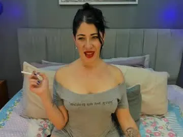veronnica_fox — Flash nipples #smoke #findom #mistress #cei #feet