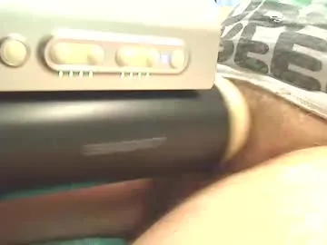 vibralove90 — Freechat on Chaturbate