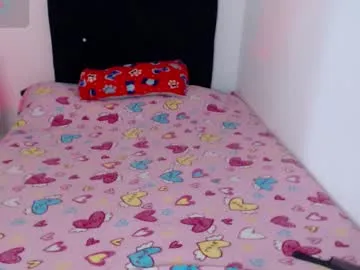 violett_flowers — Current Goal: NAKED at 99 tokens -- Next Goal: BLOWJOB -- // #bigass #young #smoke #nonude  #squirt [66 tokens to goal]