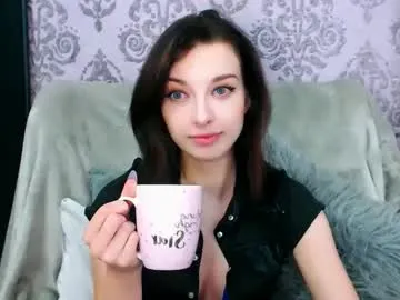 virgiluna — GOAL: Nude Photos for you [2000 tokens remaining] VIBE MY PUSSY  #british #german #joi #goth #cosplay
