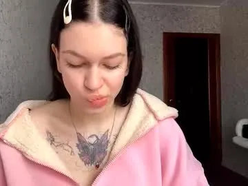 viviennebuiles — My second day! Goal:take off my shorts #bigboobs #new #young #cuty #18 [444 tokens remaining]