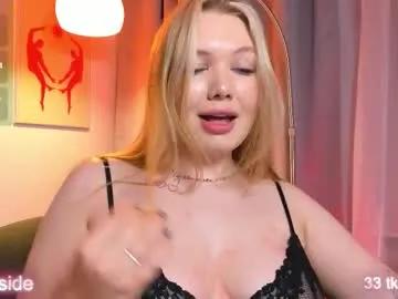 vmaeros — Goal: Lick fingers slowlyyy  Welcome to my room  #anal #teen #bigboobs #curvy #bigass [14 tokens remaining]