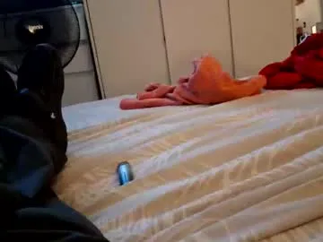 wtfamithinking1 — Freechat on Chaturbate