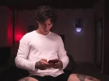 xomega_02 — I'm back :) make me hot  [500 tokens left] #alpha #dominant #cum #tattoo #master