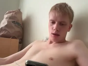 xtraxxlucas — Welcome to my room! - Goal: i will cum [1918 tokens left]
