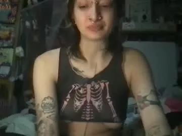 xxkillerxkatxx — Spoil me ;) [5000 tokens remaining] My boyfriend doesn't know I'm on #alt #cute