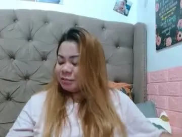 xxkryzelxx — #asian #pinay #simple #friendly Show something @goal.. See my tip menu list for specific request.. xoxo [143 tokens remaining]