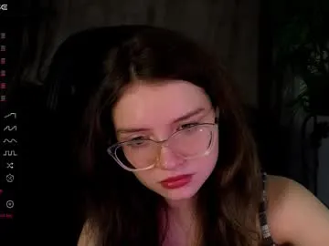 yeva67619 — GOAL: Full naked [544 tokens remaining] hiiiiiiiiii #young #18 #glasses #brunette #18