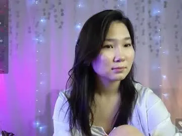 yoon_mii — I'll show you my butt  [45 tokens left] #feet #new #asian #18 #teen
