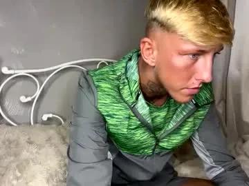 yorkshirelad208 — CUM SHOW ON GOAL #british #feet #young #twink [2000 tokens left] #british #young #feet #tatted #uncut