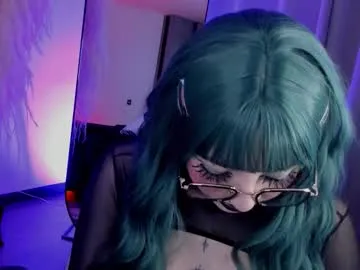 your_littlepervert_ — I like exploring my limits and yours #bdsm #party #smoke #goth #slut [2500 tokens remaining]