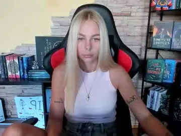 yourpupsik_1 — GOAL: Daily goal [2222 tokens remaining] Welcome to my room! #feet #anal #blonde #lovense #new
