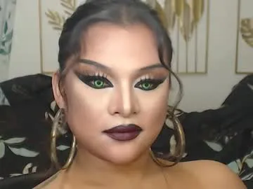 yourtrannyqueenxxx — 
