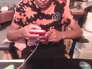 youwillcallmedaddy — i wanna bust a  fat nut  [2348 tokens remaining]
