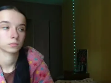 yuliastar — GOAL: Welcome to CB [62 tokens remaining] Welcome to my room! #shy #teen #young #skinny #new
