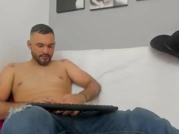 zane_cross — Current Goal: Show body at 10 tokens -- Next Goal: Show muscles -- Make me cum until i get tired #bigcock #lovense #anal #uncut #cum