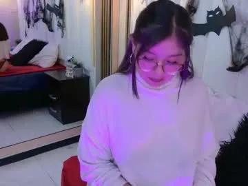 zelenejones — GOAL: Pour oil between boobs, let it drip. [9 tokens remaining] Oil & Boob Fantasy  #saliva #blowjob #slave #glasses #c2c