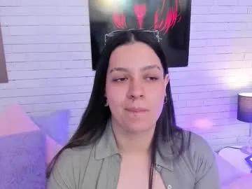 zoemurphy_ — GOAL: Get complete naked  [111 tokens remaining]  FEEL MY HEAT AND LET'S MELT TOGETHER  #curvy #bbw #new #pawg #bigboobs