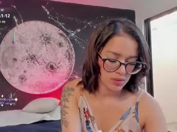 zoewestt — Play with my pussy until I do cum #latina #lovense #cum #smalltits #cowgirl [555 tokens remaining]