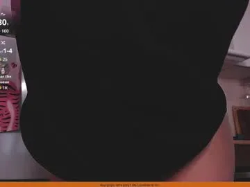 zolomir_03 — spank ass [30 tokens remaining]