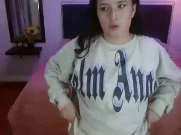 zooe_xx — show tits [22 tokens left] #teen #anal #party #18 #new