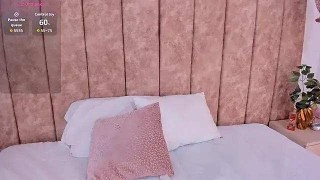 _alishaa_c — show boobs