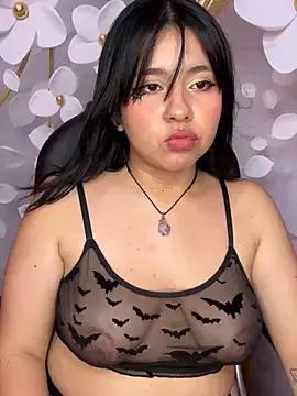 StripChat _Bella_7 is Freechat _Bella_7 — Flash tits