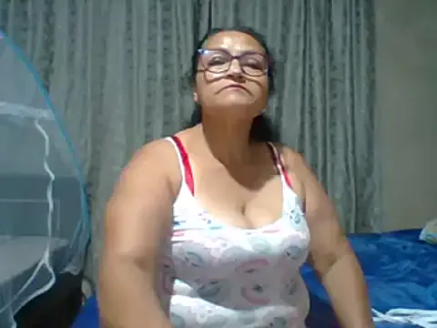 _Cristal — Show pussy