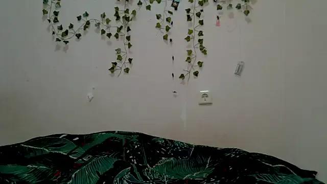 StripChat _kikiclark__ is Freechat _kikiclark__ — show pantie color