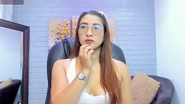 _LaraMom_ — Ice In My Pussy