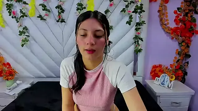 _Luna_Bennett — Private on StripChat