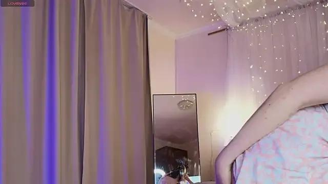 _Melissa_Evans_ — Erotic striptease