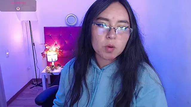 _MissMegann — Show tits