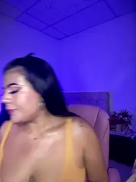 _modelmaca_ — OIL BOOBS