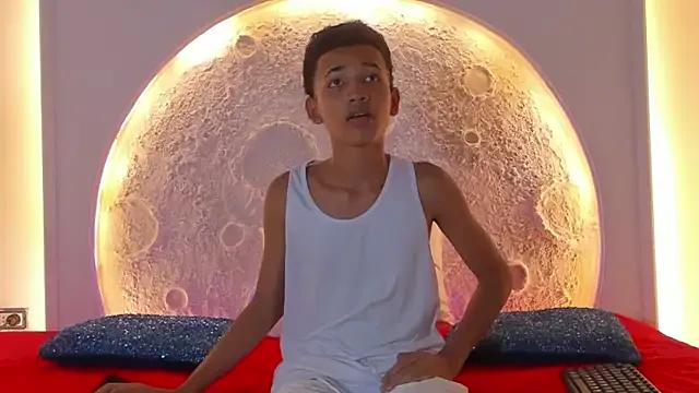 _Noah19 — sexy dance + oil