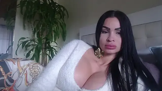 _Pamela_doll — naked +oil show