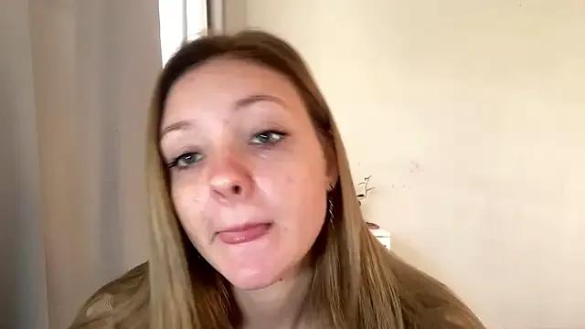 _petaI — Show how I shake and wiggle my booty