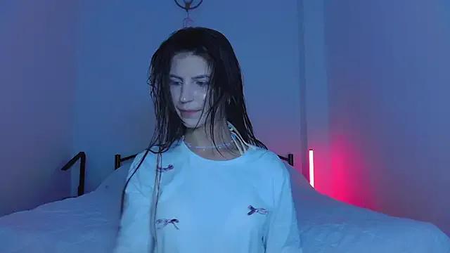 _SkyLine_x — dance with bare back